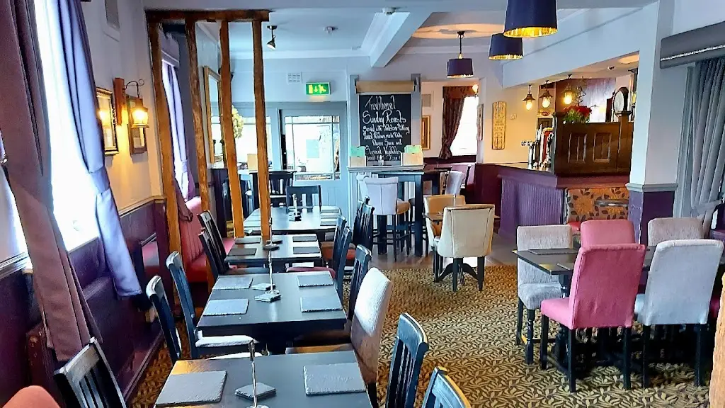 The White Hart restaurante en Wadworth