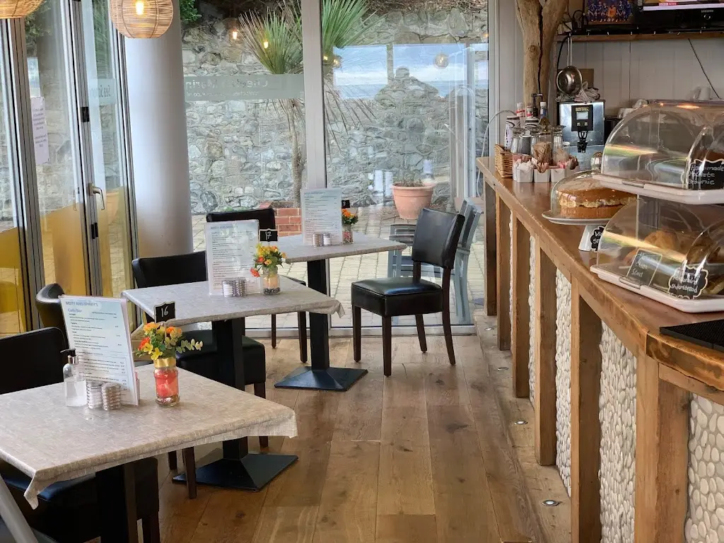 Besty & Spinkys restaurant in Ventnor