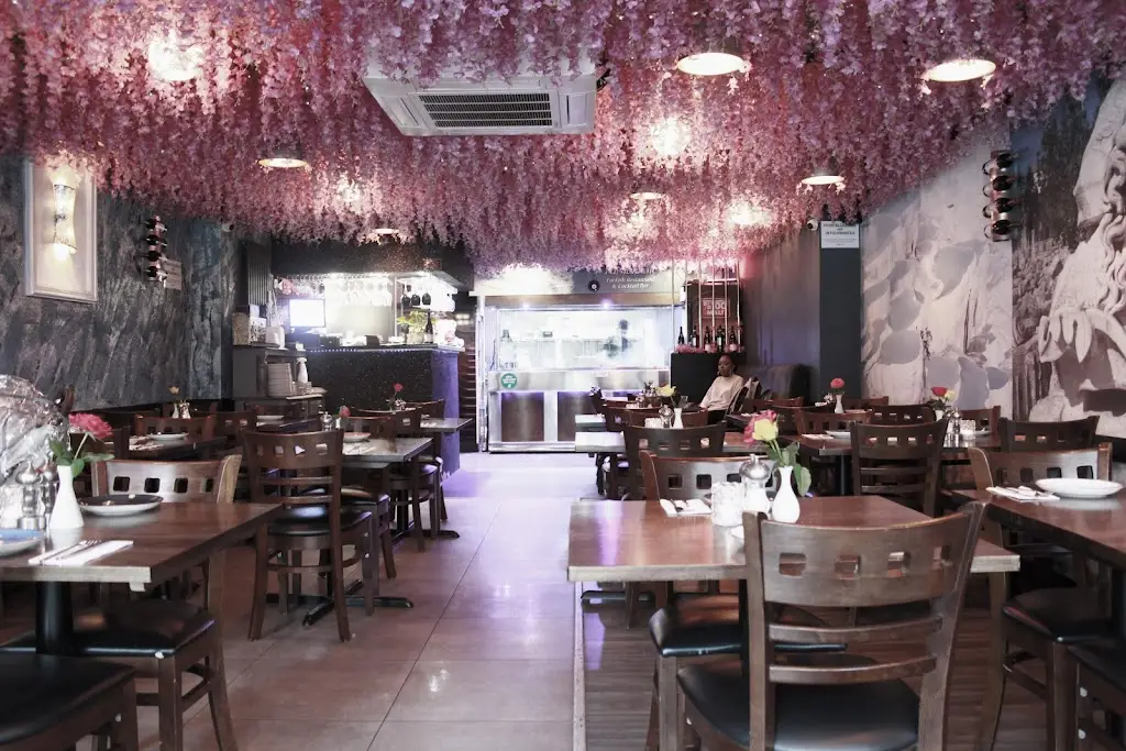 Pamukkale Restaurant restaurant in Beighton