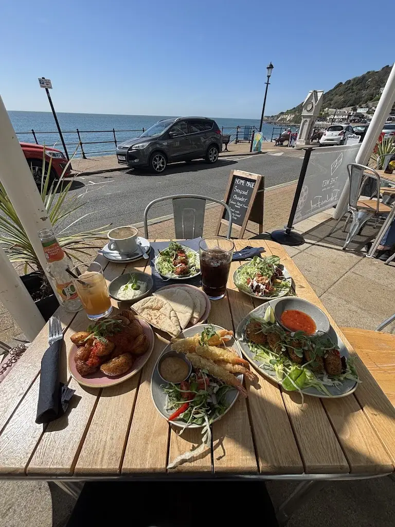 Cameron Rogers_The Met_Ventnor_review