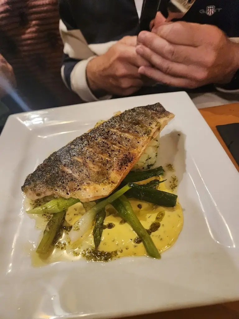 Menu_The Holly Tree_Walberton_image_6