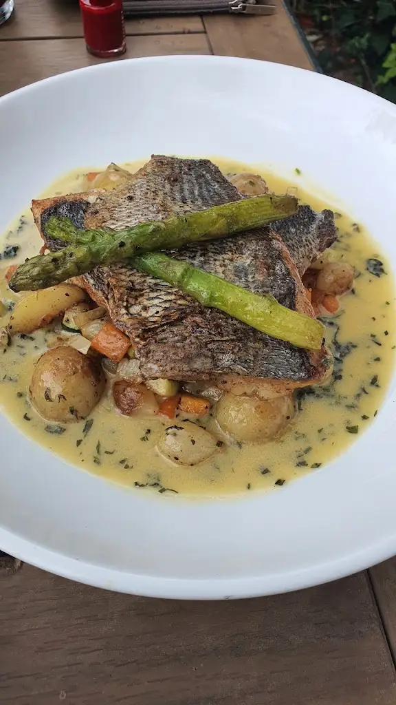 Menu_The Holly Tree_Walberton_image_9