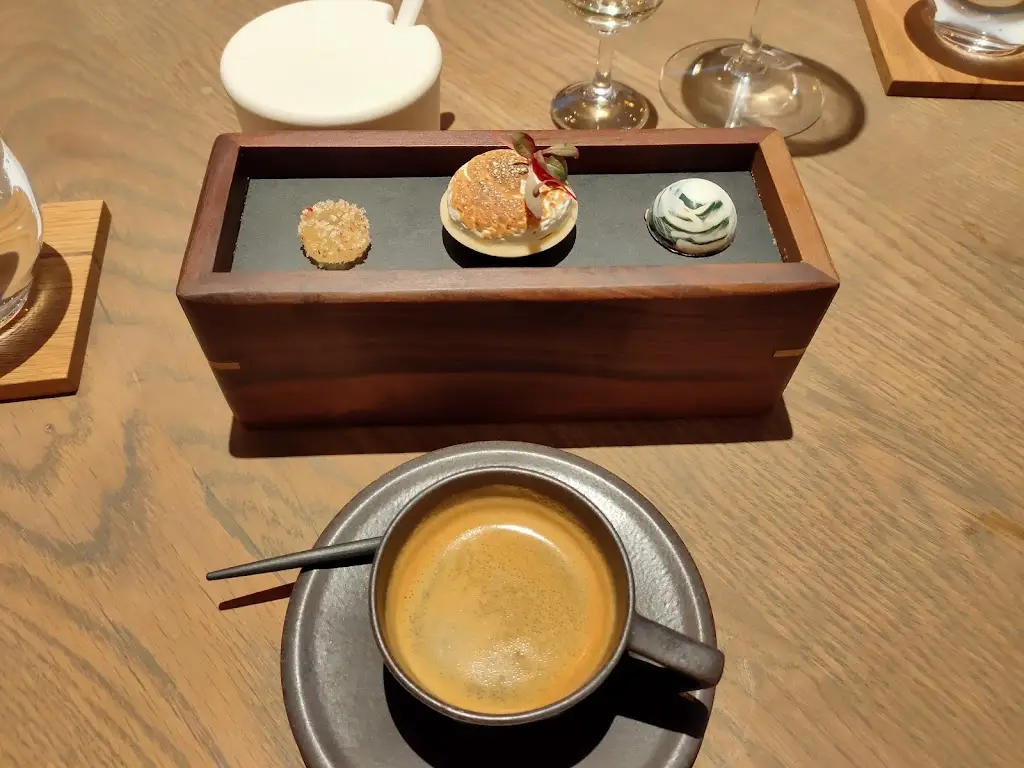 Menu_FURNA_Beighton_image_8