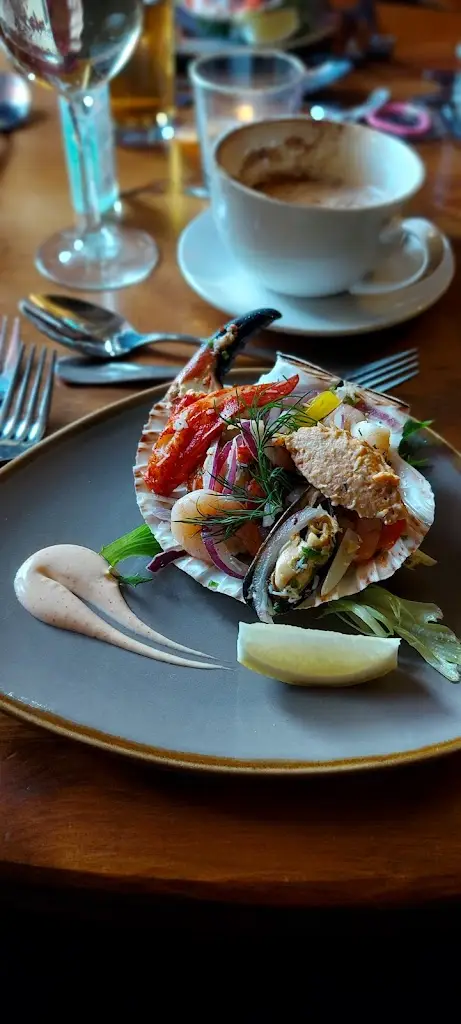 Menu_Dog & Duck_Walkington_image_8