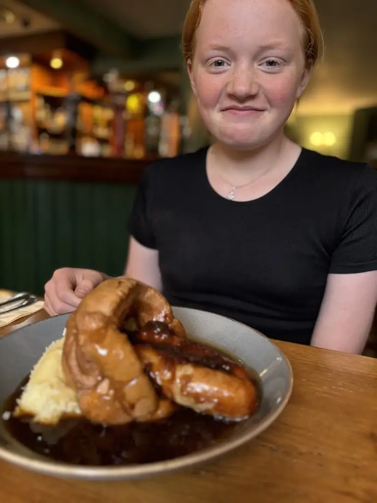 chomp3r '_Dog & Duck_Walkington_review