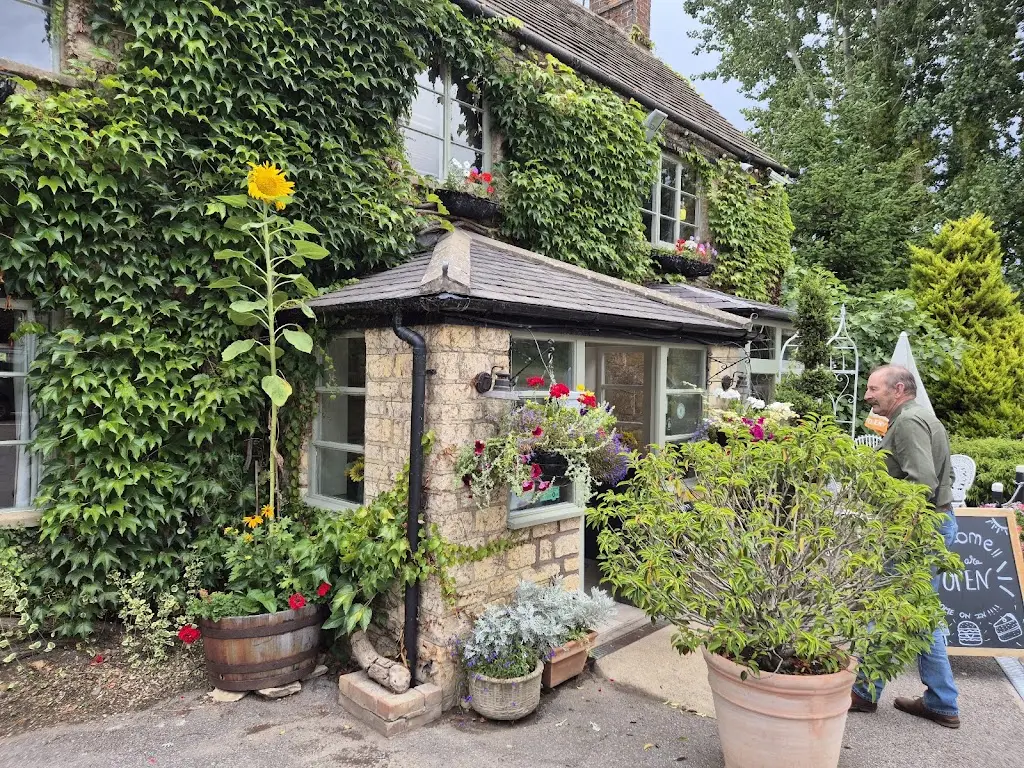 Ann Witherden_Great Western Arms_Adderbury_review