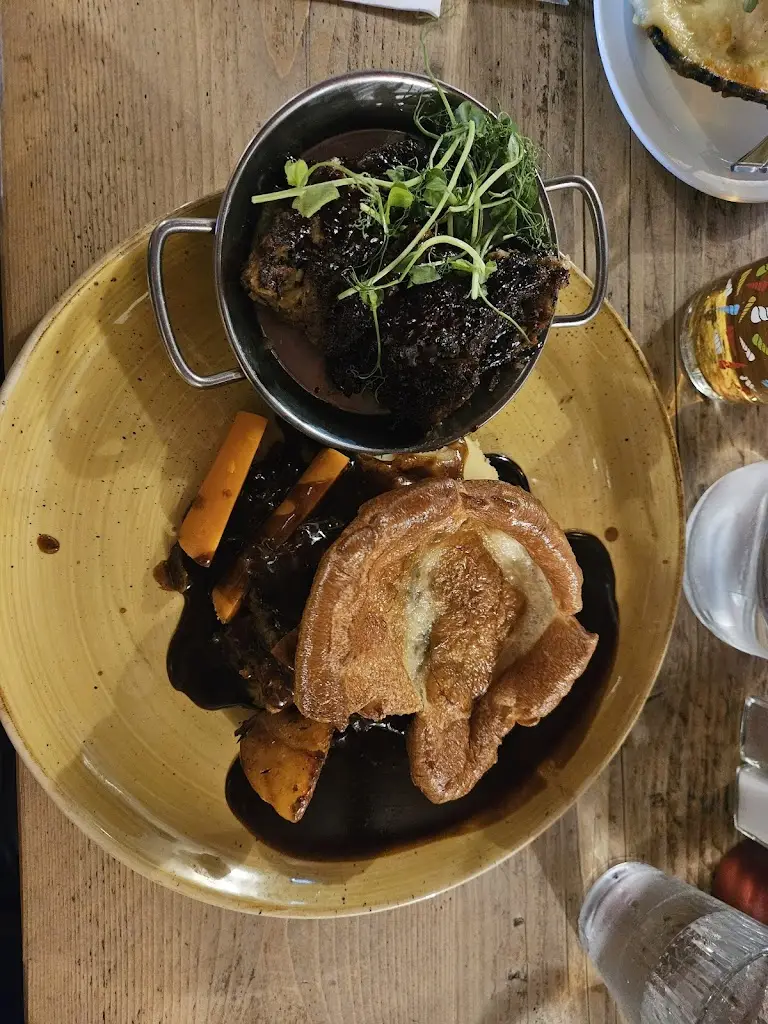 Matthew Johns_Rose & Crown_Ulverston_review