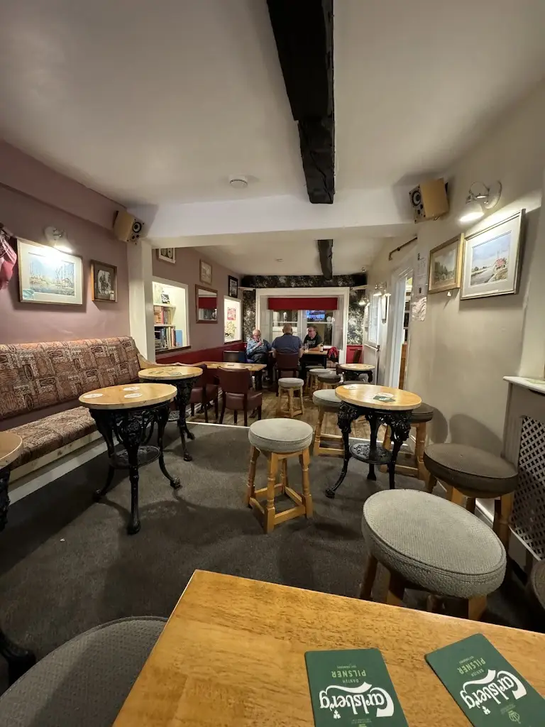 Valerie Leo_The Old Friends Inn_Ulverston_review
