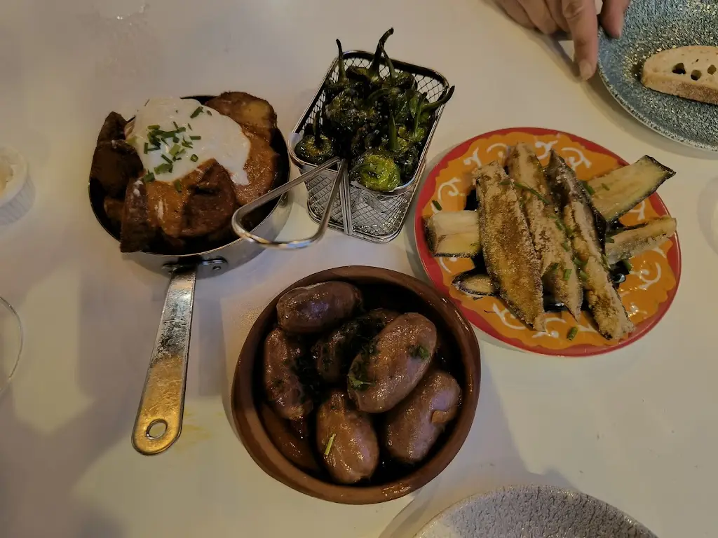 Menu_La Terraza Tapas Bar_Upton_image_5