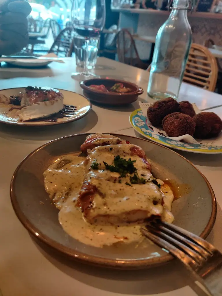 Mariana Blogka_La Terraza Tapas Bar_Upton_review