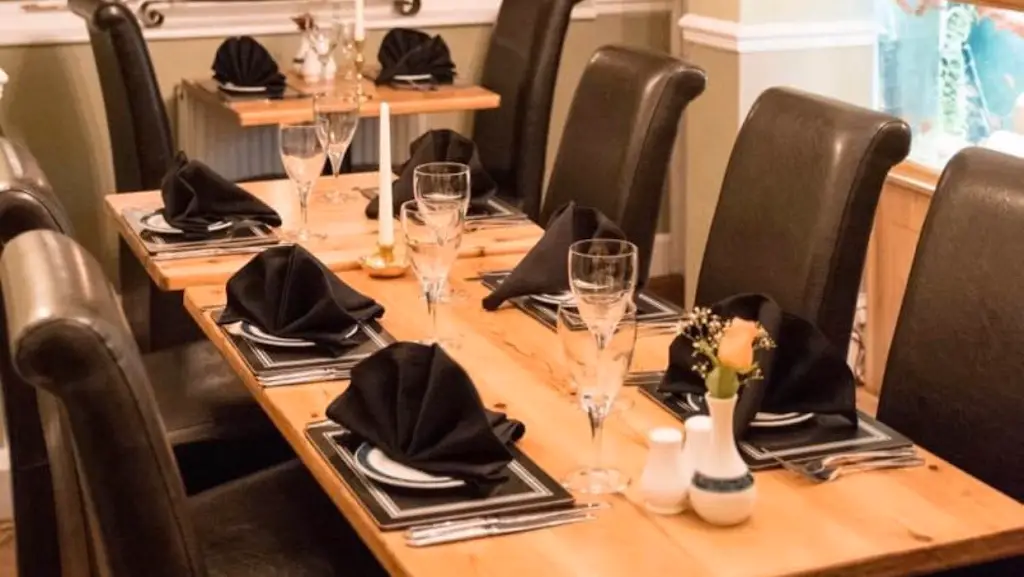 Pundits Fusion restaurant in Upton