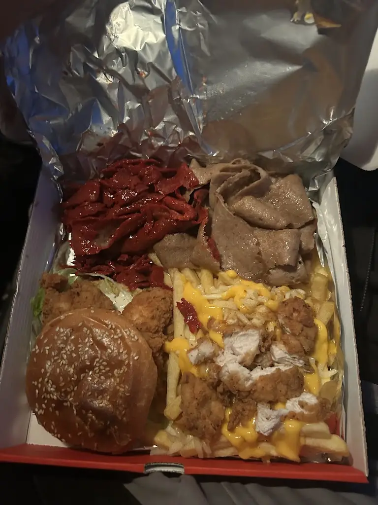 Ali's Pizza palace upton_Upton_slider_image_3