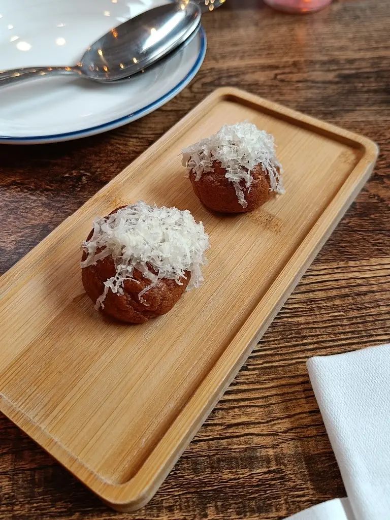 Richard Farley_The George at Upton_Upton_review