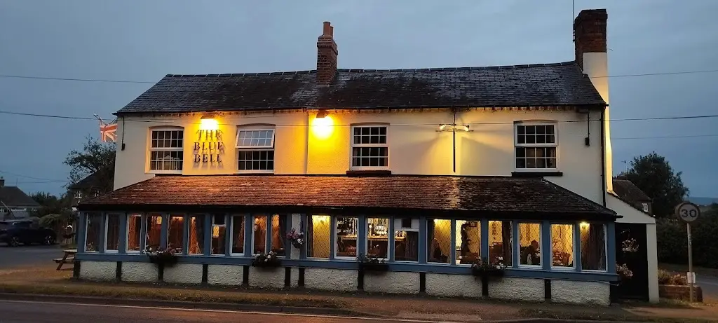 László Balogh_The Blue Bell Pub and Gurkha  Restaurant_Upton_review