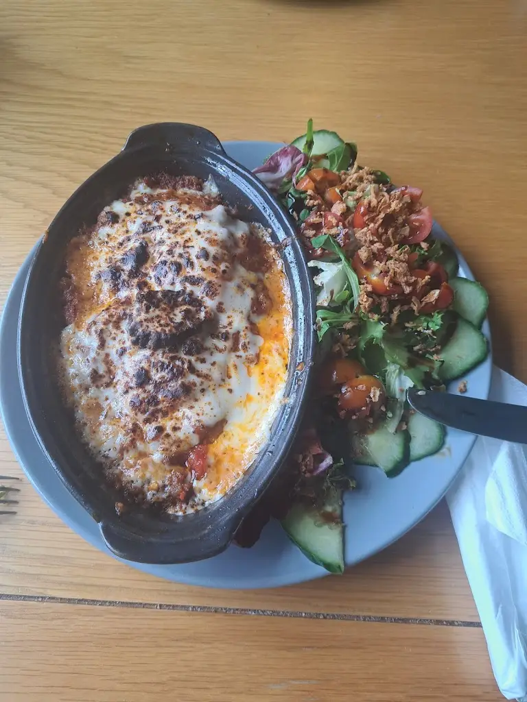 Christine Wright_The Cross Keys_Upton_review