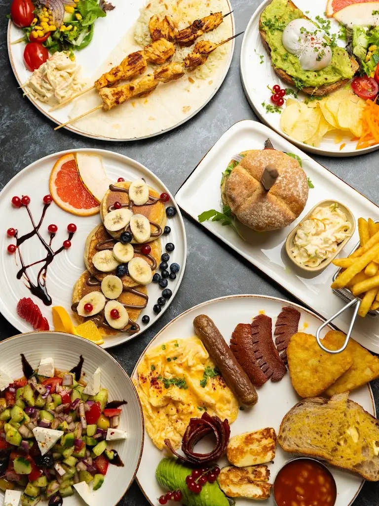 Mayya Bistro_Waltham Cross_slider_image_2