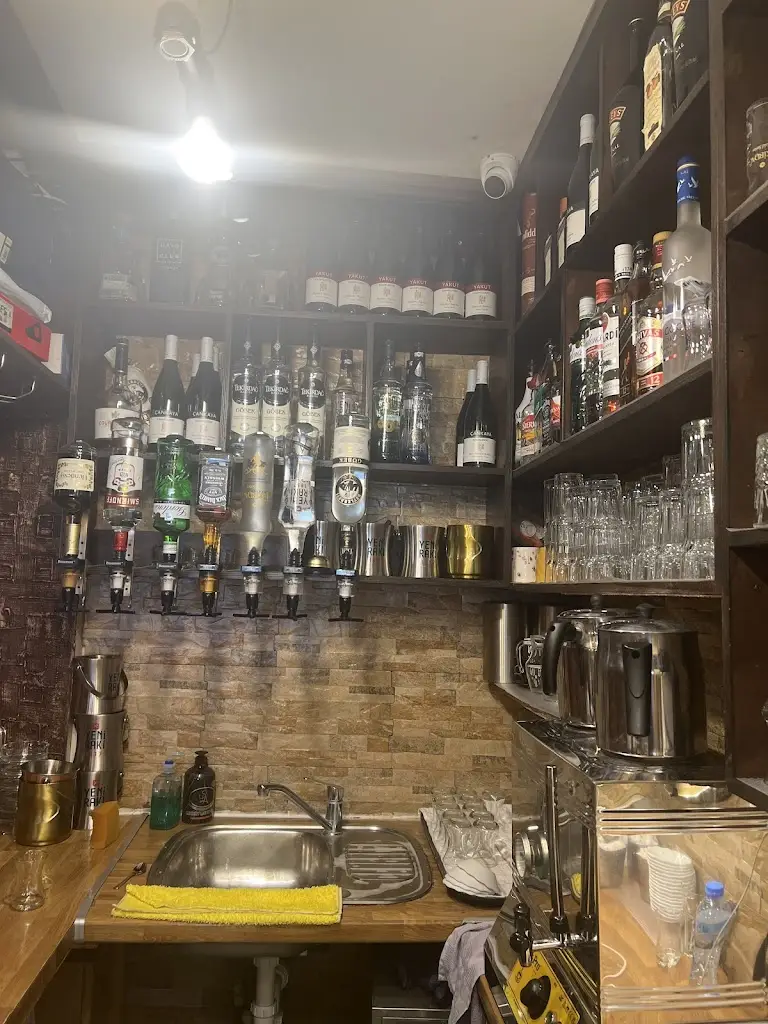 Lina Ocakbasi Restaurant & Meze Bar_Waltham Cross_slider_image_1