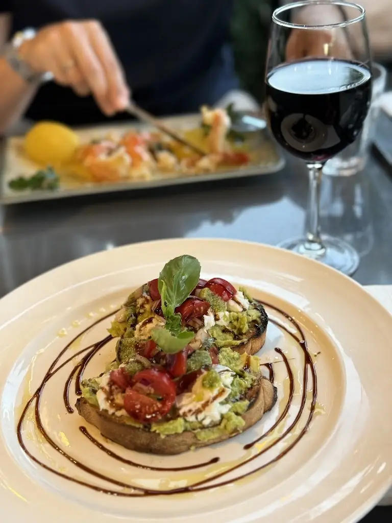 Anton Wilton Keen_L'affamato Restaurant_Walton_review