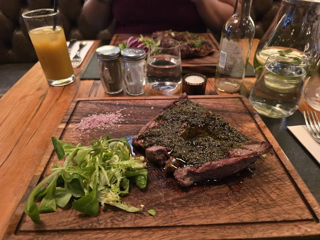 Callum Wright_Buenasado Argentine Steakhouse_Walton_review