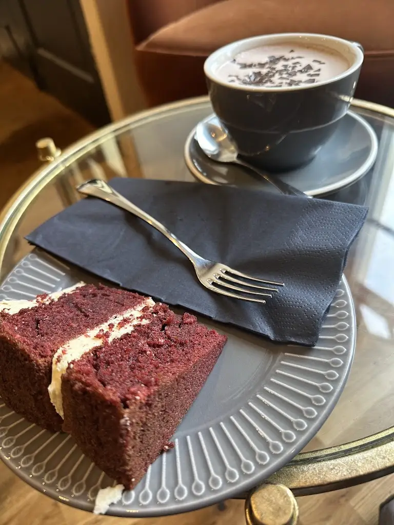 Amy Collier_Thirteen Wansford_Wansford_review