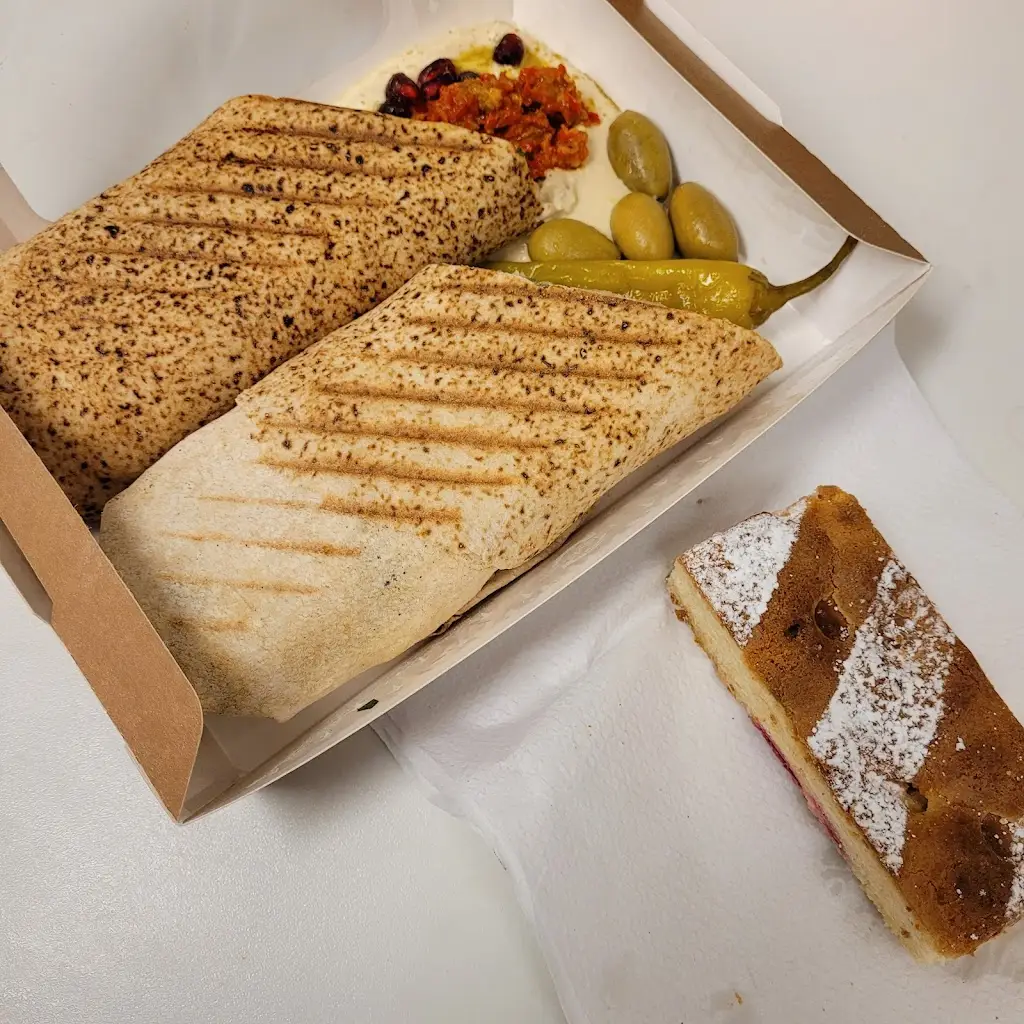 Menu_Romaan_Walton-on-Thames_image_8