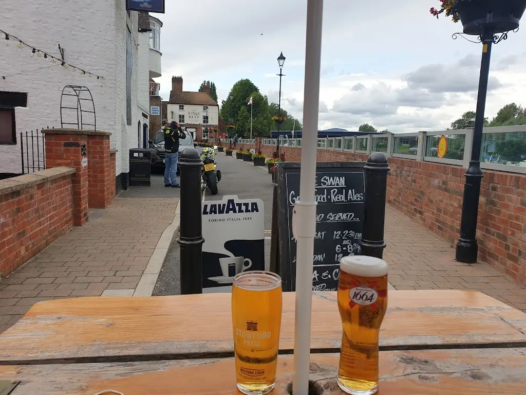 Peter_Swan Hotel Upton on Severn_Upton upon Severn_review