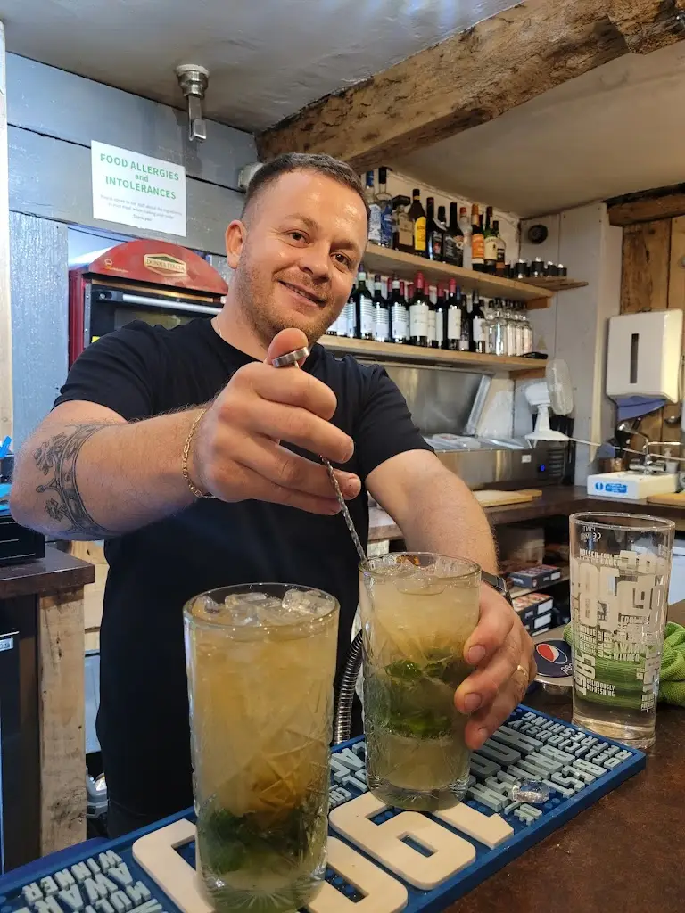 Menu_Mojitos Rum Bar & Pizzeria_Upton upon Severn_image_6