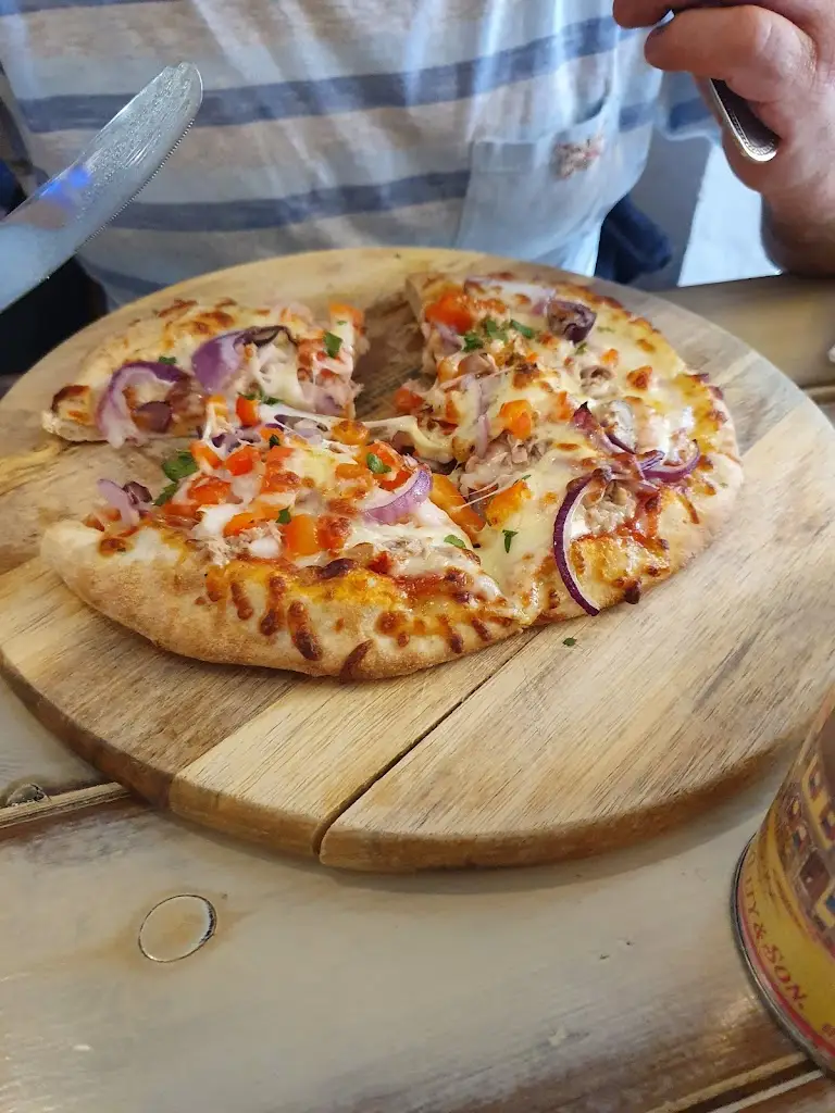 Menu_Mojitos Rum Bar & Pizzeria_Upton upon Severn_image_8