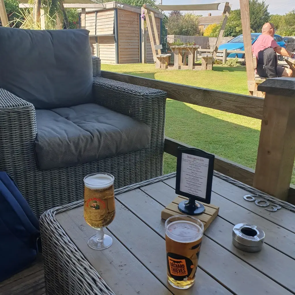 Andrew Morris_The Swan Inn_Upton upon Severn_review