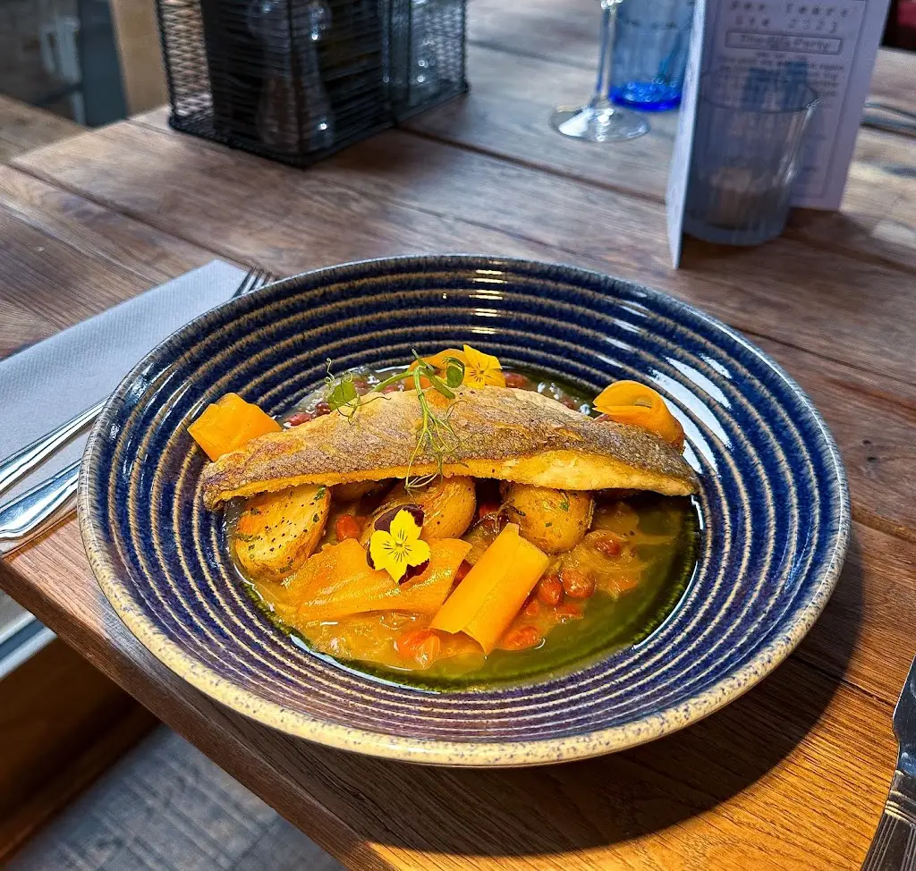 The Swan Inn_Upton upon Severn_slider_image_2