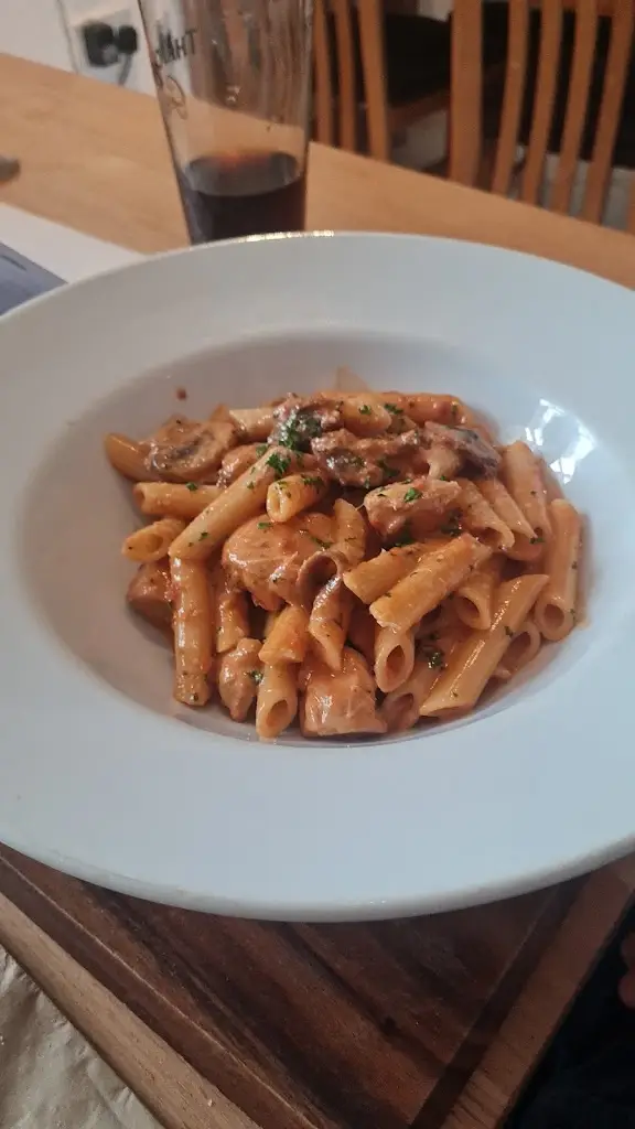 matthew emerson_La Calabria_Wales_review