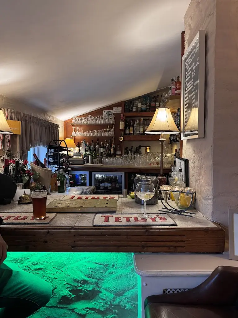 Kenia Popkin_The Drovers Rest Riverside Restaurant_Wales_review