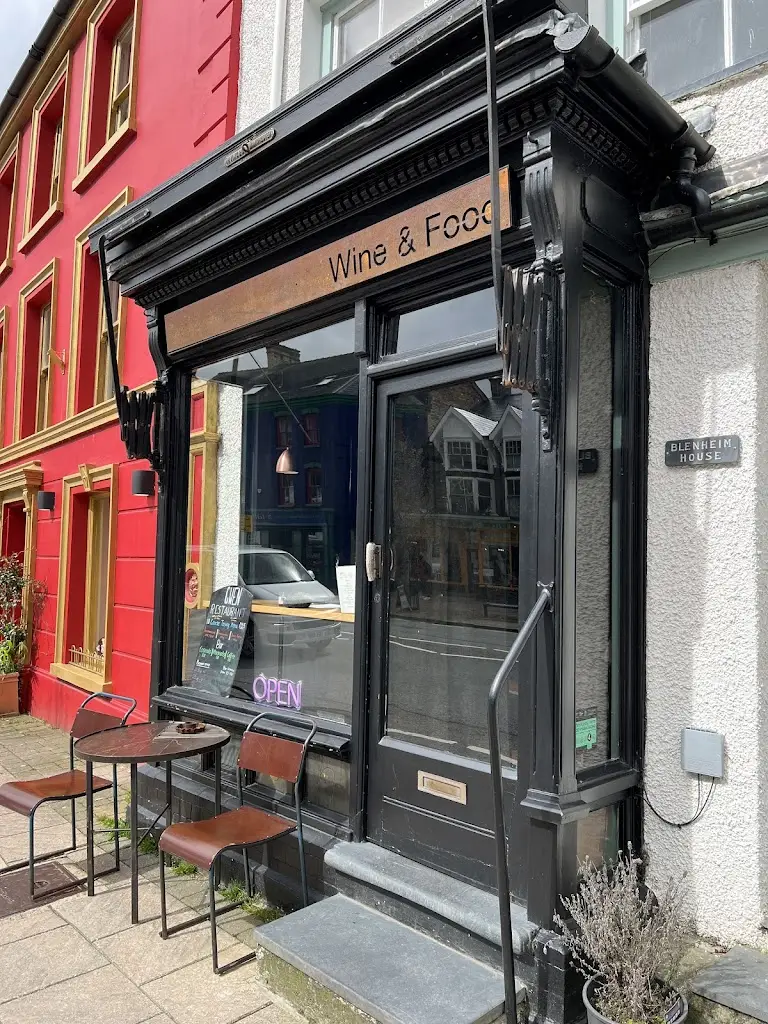 Gwen Restaurant and Wine Bar_Wales_slider_image_1