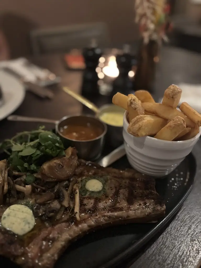 Scarlett Grace_St George & Dragon Wargrave_Wargrave_avis