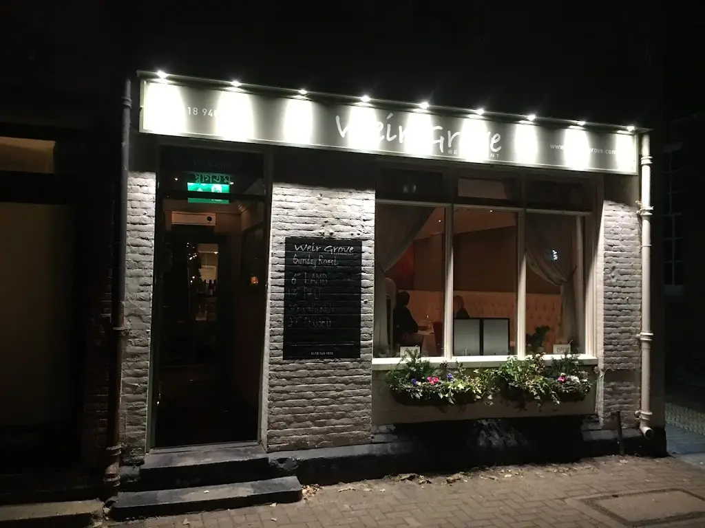 Richard Page_Weir Grove_Wargrave_review