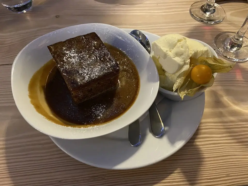 Menu_The Greets Inn_Warnham_image_8