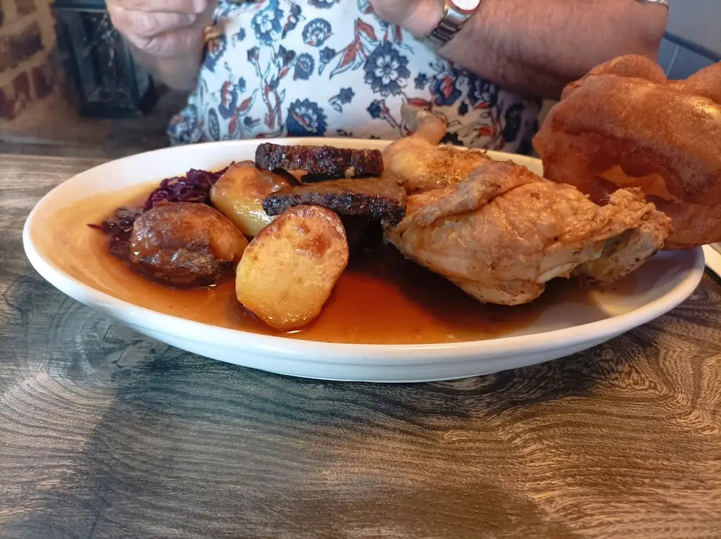 Paul R_The Greets Inn_Warnham_review