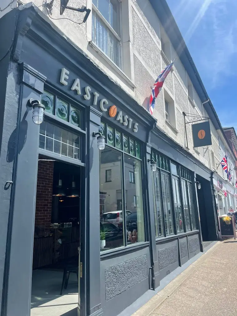 East Coast 5_Walton-on-the-Naze_slider_image_1