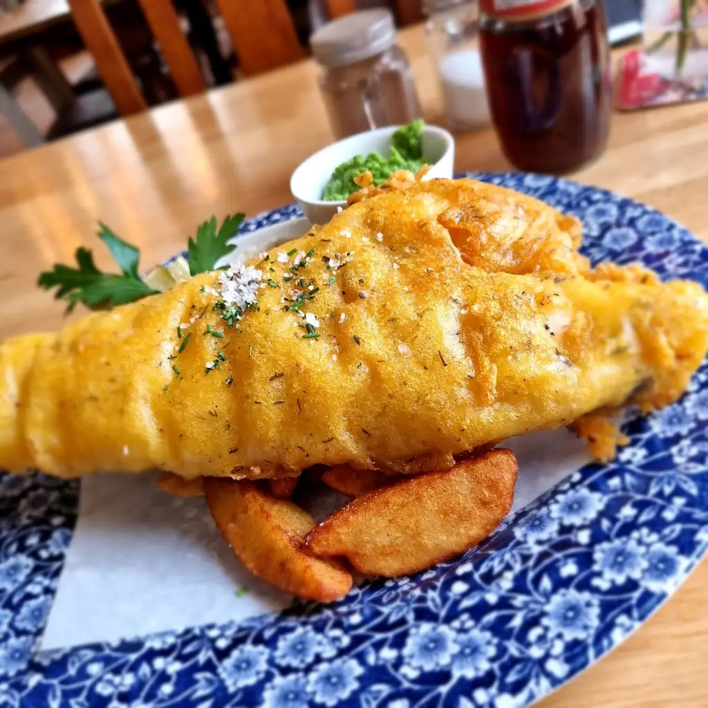 Paul_The Victory_Walton-on-the-Naze_review