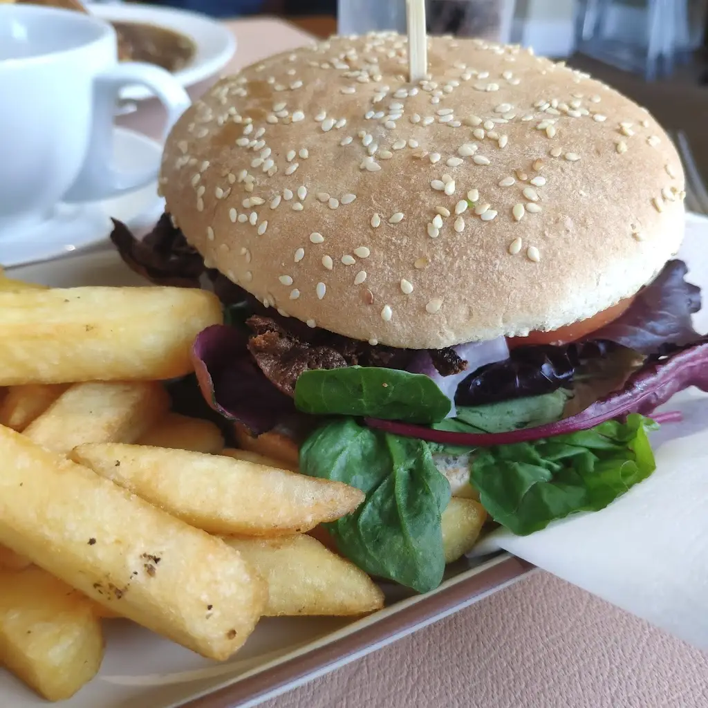 Menu_The Queens Head_Walton-on-the-Naze_image_9