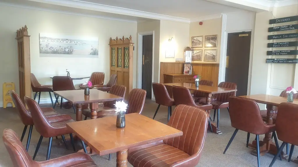 Al B_The Queens Head_Walton-on-the-Naze_review