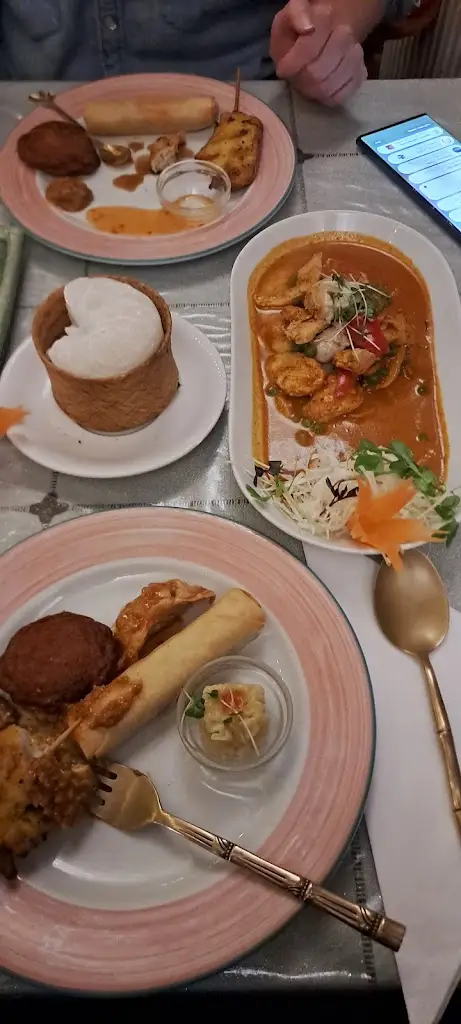 Finn Moger_Tom Yum Thai Kitchen_Belper_review