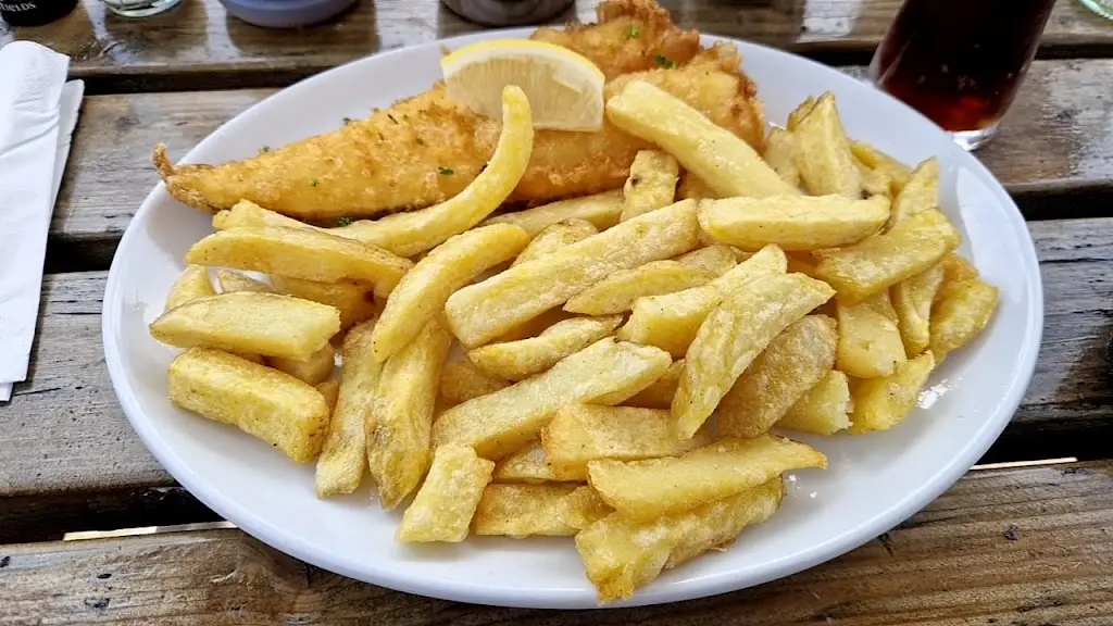 Sal B_Beach House Bar & Grill_Walton-on-the-Naze_review