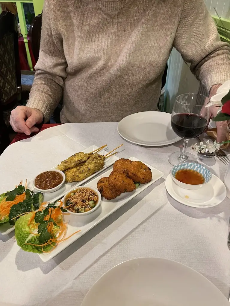Phil Wain_Pearl of Samui Thai Restaurant_Walton-on-the-Naze_recensione