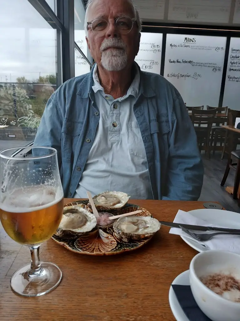 Menu_Harbour Lights Seafood Restaurant_Walton-on-the-Naze_image_9