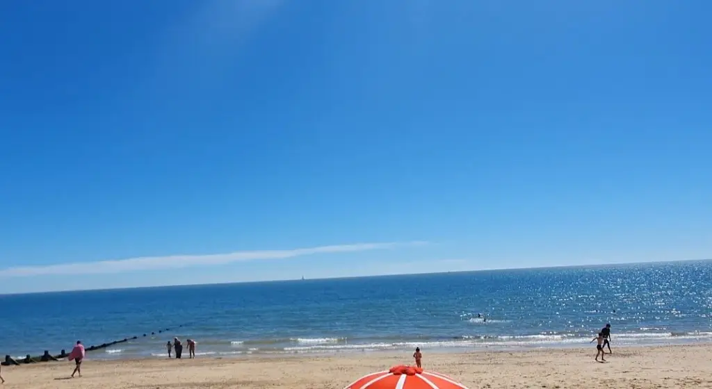 Paula1982 Brown_Last Fisherman Cafe_Walton-on-the-Naze_review