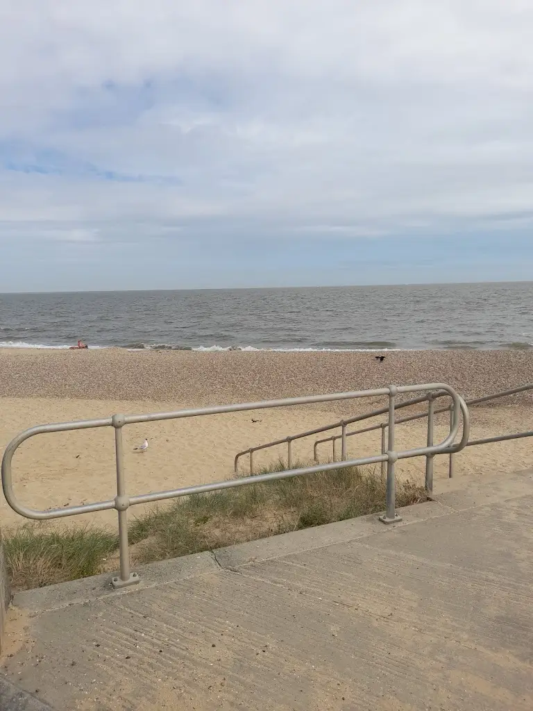 Last Fisherman Cafe_Walton-on-the-Naze_slider_image_2