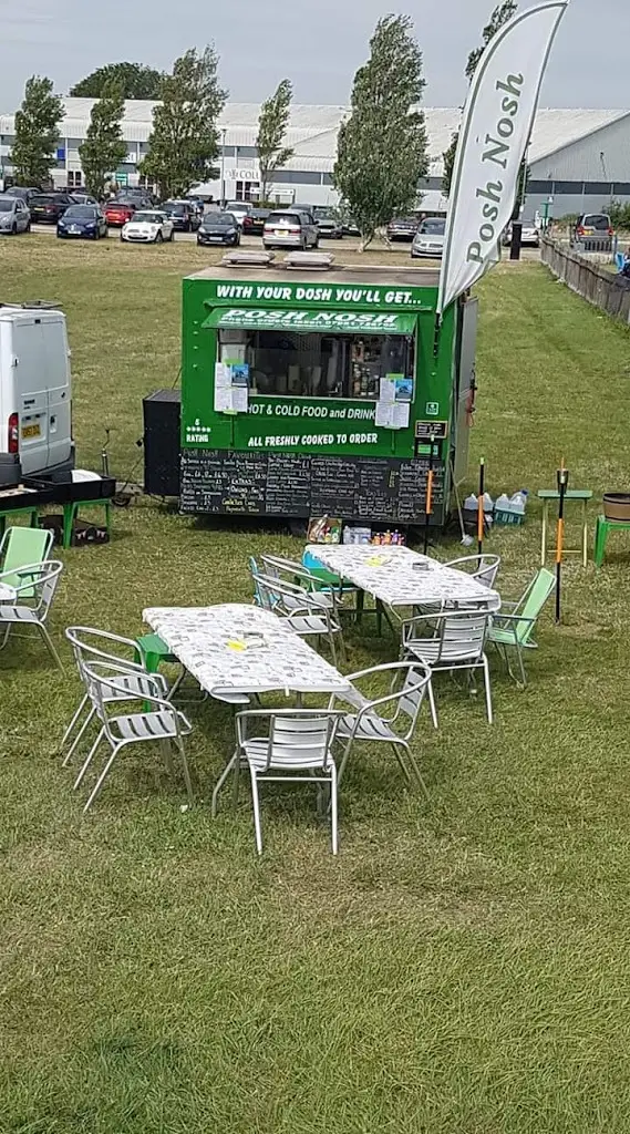 Posh Nosh_Walton-on-the-Naze_slider_image_3