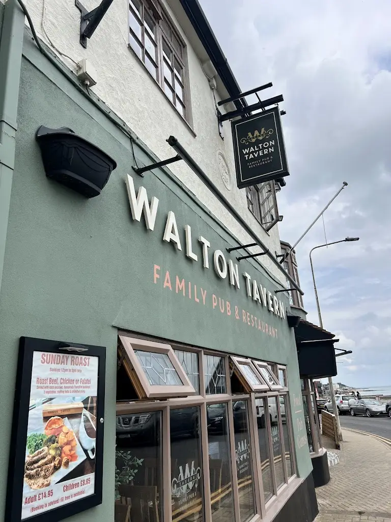 ross davey_Walton Tavern_Walton-on-the-Naze_review