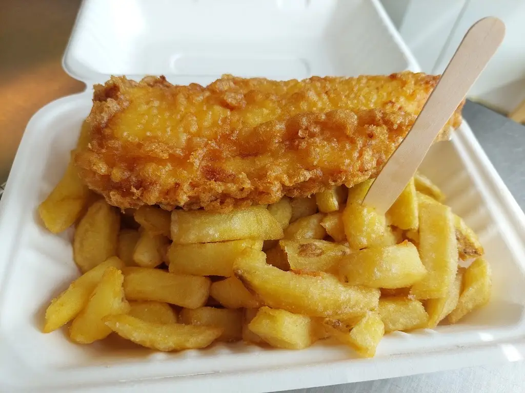 Tollgate Fisheries_Walton-on-the-Naze_slider_image_3